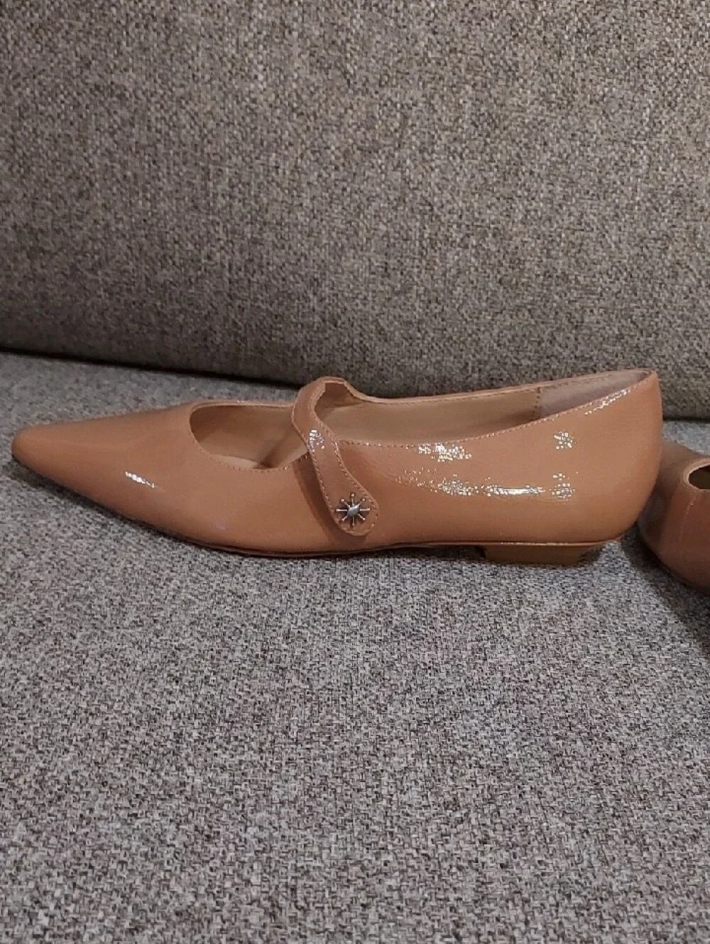 ANTONIO MELANI Tan Pointed Toe Mary Jane Flats - Picture 2 of 7